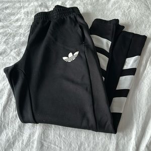 Adidas trackpants mens size large GUC perfect condition black and white